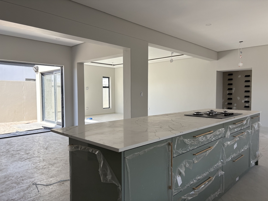 4 Bedroom Property for Sale in Sandown Western Cape